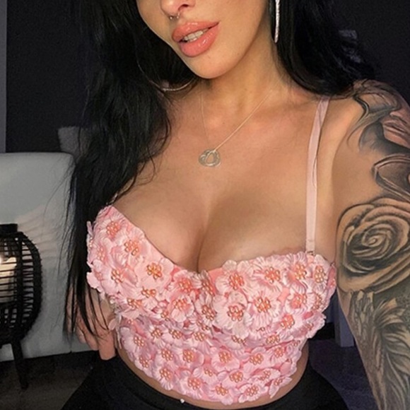 Luxe floral beaded corset crop top - Picture 2 of 12